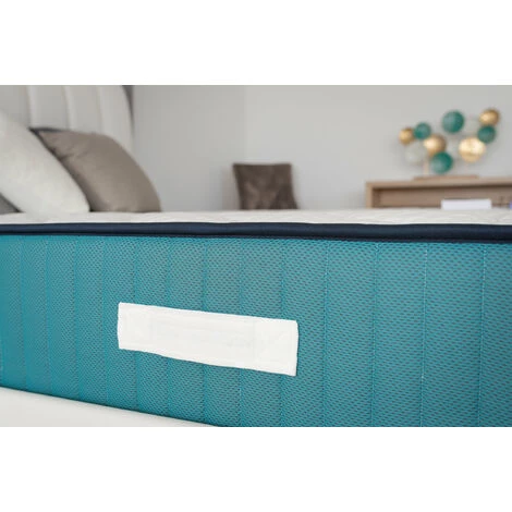 Matelas Blue Torino 160x200 Cm - Épaisseur 18 Cm - Haute Densité - Aération Naturelle élevée - Soutien Mi-ferme - Anti-acariens - Sanitized - 4 Poignées - Garantie 3 Ans - Sarah & Maël 3 Matelas Blue Torino 160x200 Cm - Épaisseur 18 Cm - Haute Densité - Aération Naturelle élevée - Soutien Mi-ferme - Anti-acariens - Sanitized - 4 Poignées - Garantie 3 Ans - Sarah & Maël – Image 3