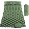 KARTOKNER Matelas De Camping Autogonflant Double Matelas De Camping Pompe à Pied Matelas De Camping Gonflable Avec Oreiller Pour 2 Personnes Matelas De Couchage Portable Pour La Randonnée,la Pêche(Vert Olive)